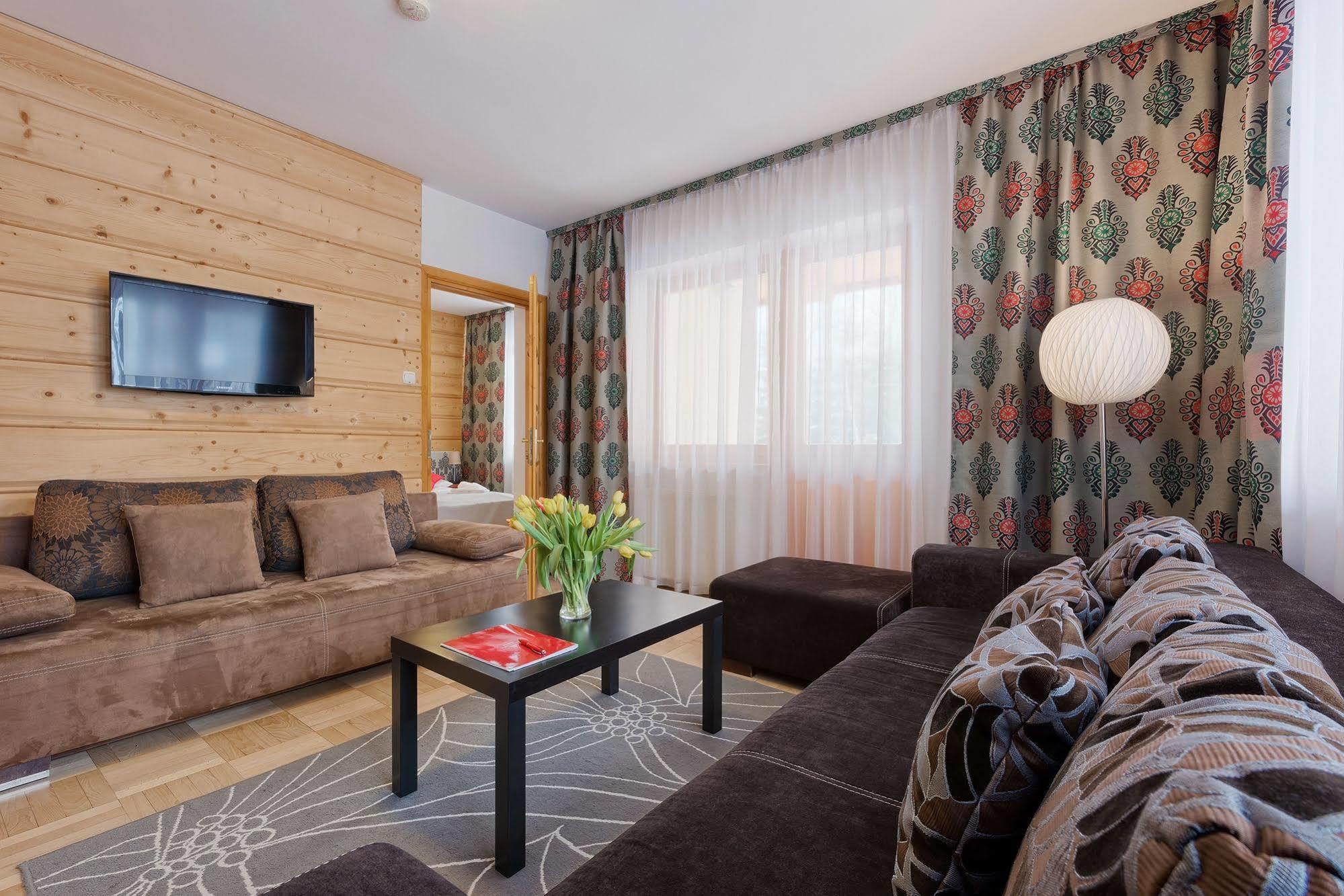 Aparthotel Delta Zakopane Luaran gambar